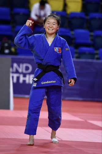 Монголын багийн анхны алтан медалийг Т.Отгонжаргал хүртэв